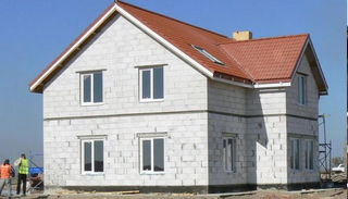 Построить двухэтажный дом из газобетона в Омске - СТРОЙСЕРВИС от 132951 рублей